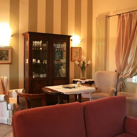펜션 Casa San Sebastiano 디아노 달바